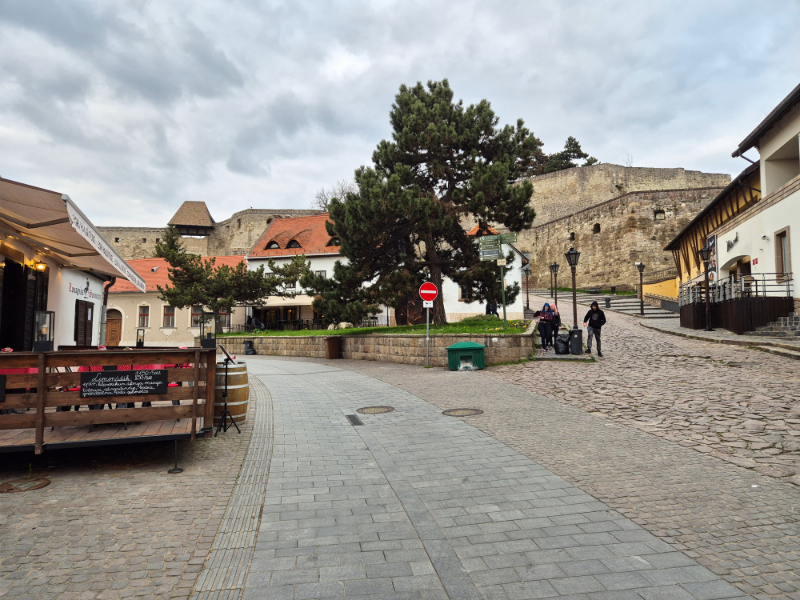 Pont. Gasztromuhely's restaurant castle and village view - Eger, Hungary.